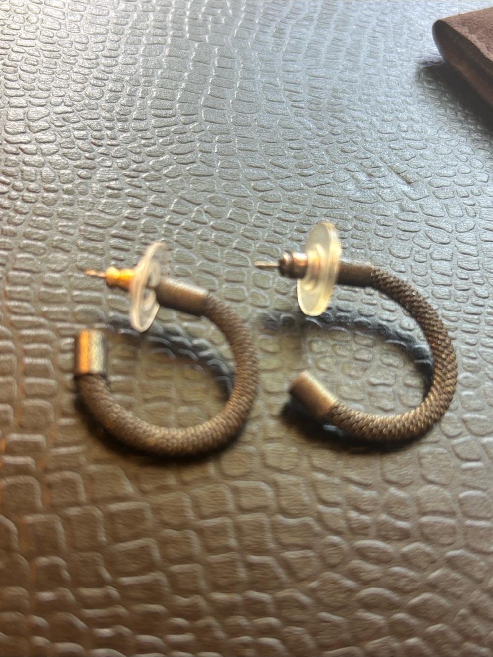 Mesh Black Hoop Earrings - Matte Finish